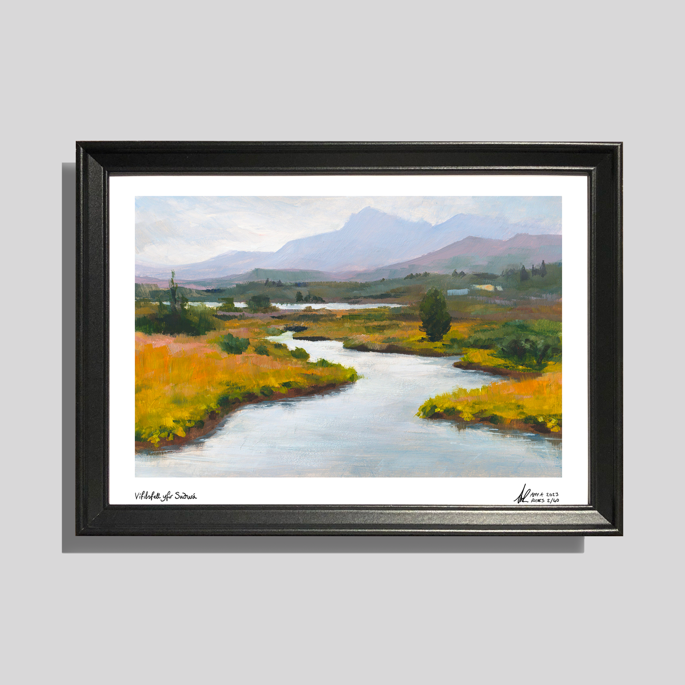 Vífilsfell over the river
